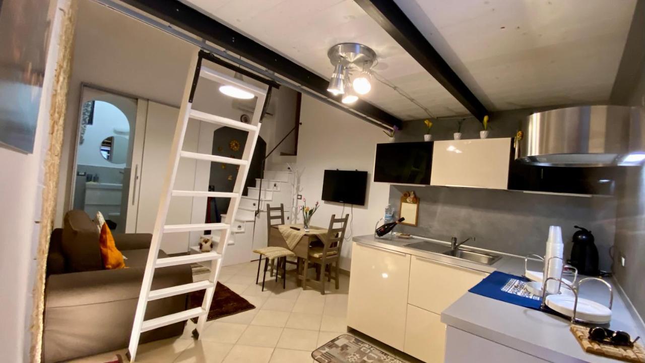 סירקוזה Zeus Charming Apartment מראה חיצוני תמונה